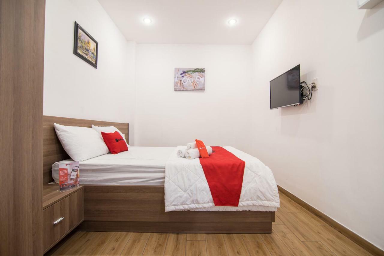 Reddoorz Plus Near Tan Dinh Market Хошимин Экстерьер фото